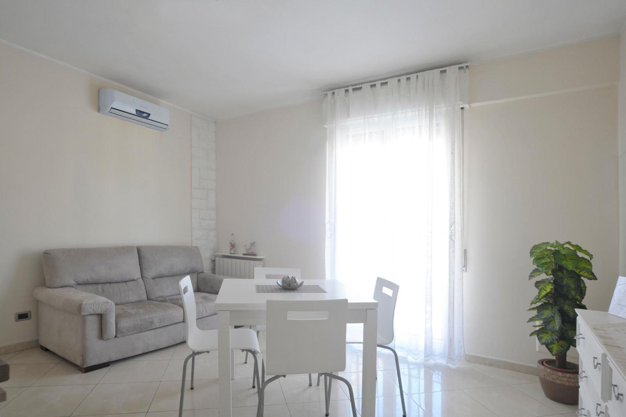 Casa Vacanza Rossella San Remo Buitenkant foto
